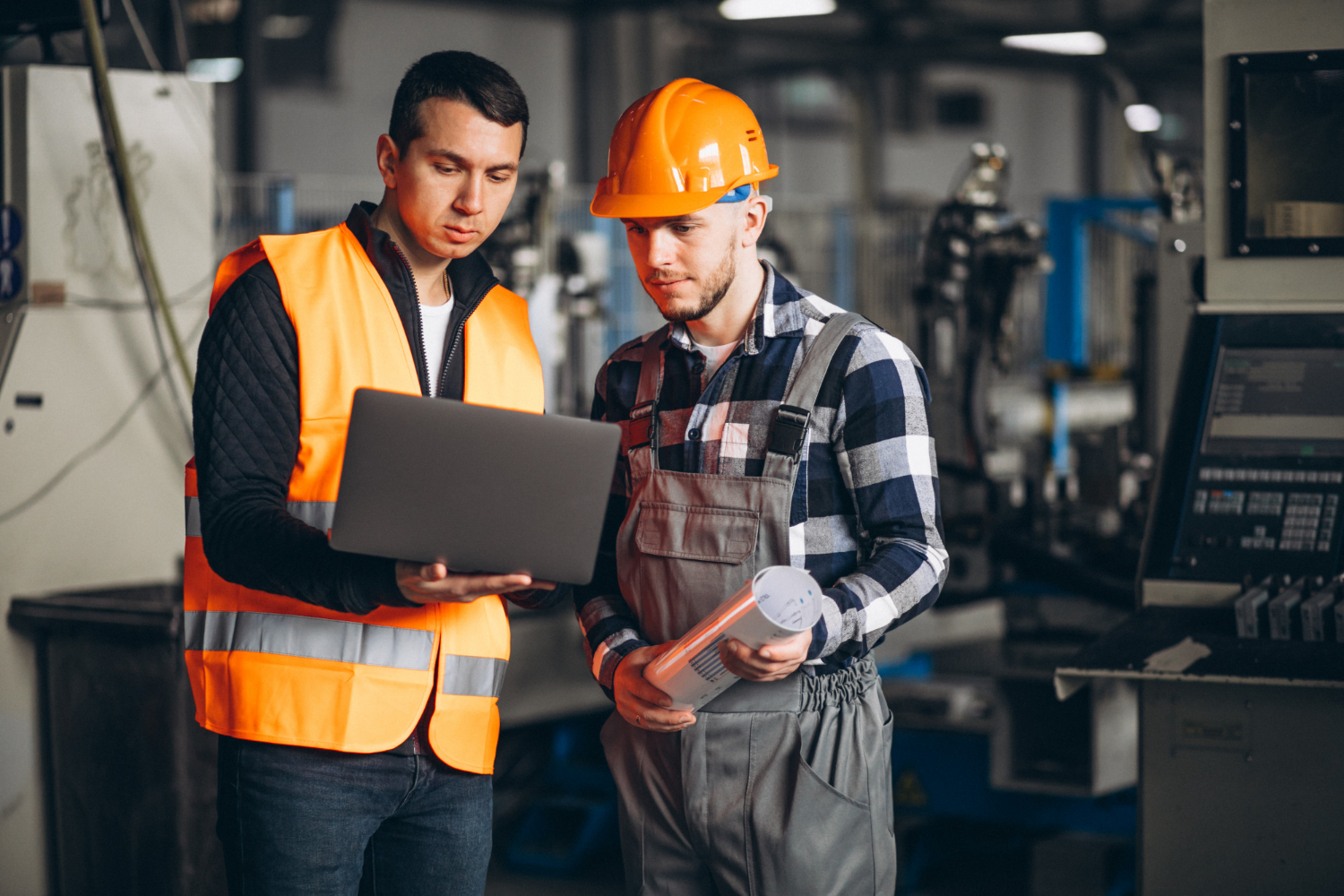 Desenvolvimento de projetos de software em CLP: a chave para a otimização dos processos industriais